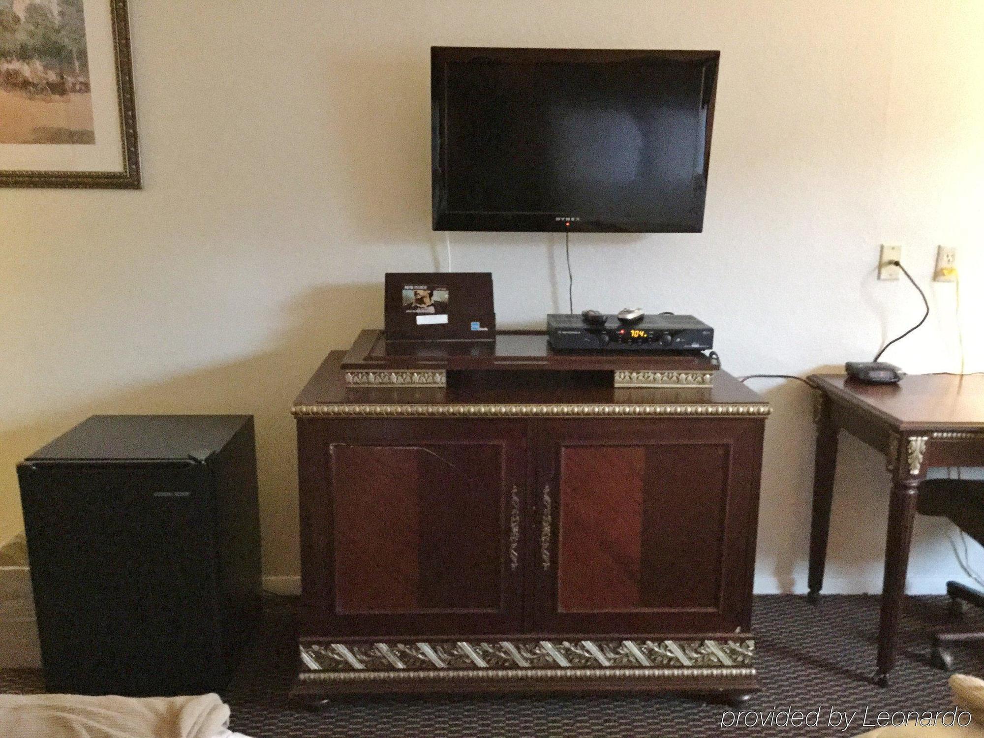 Americas Best Inn & Suites Urbana Eksteriør billede