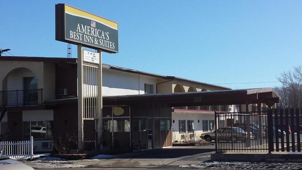 Americas Best Inn & Suites Urbana Eksteriør billede