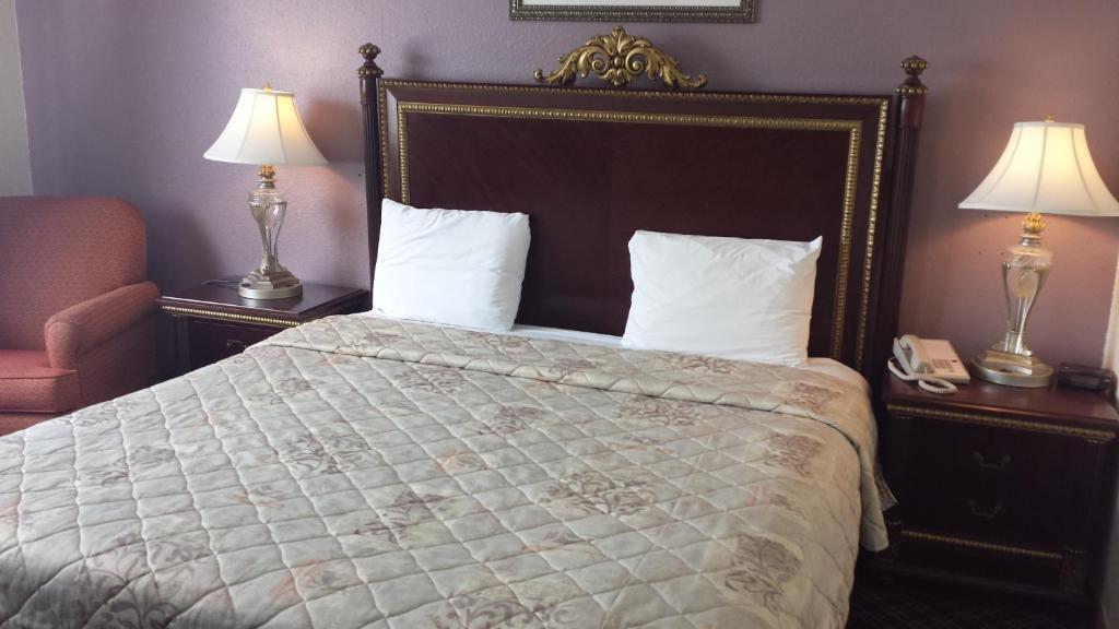 Americas Best Inn & Suites Urbana Værelse billede